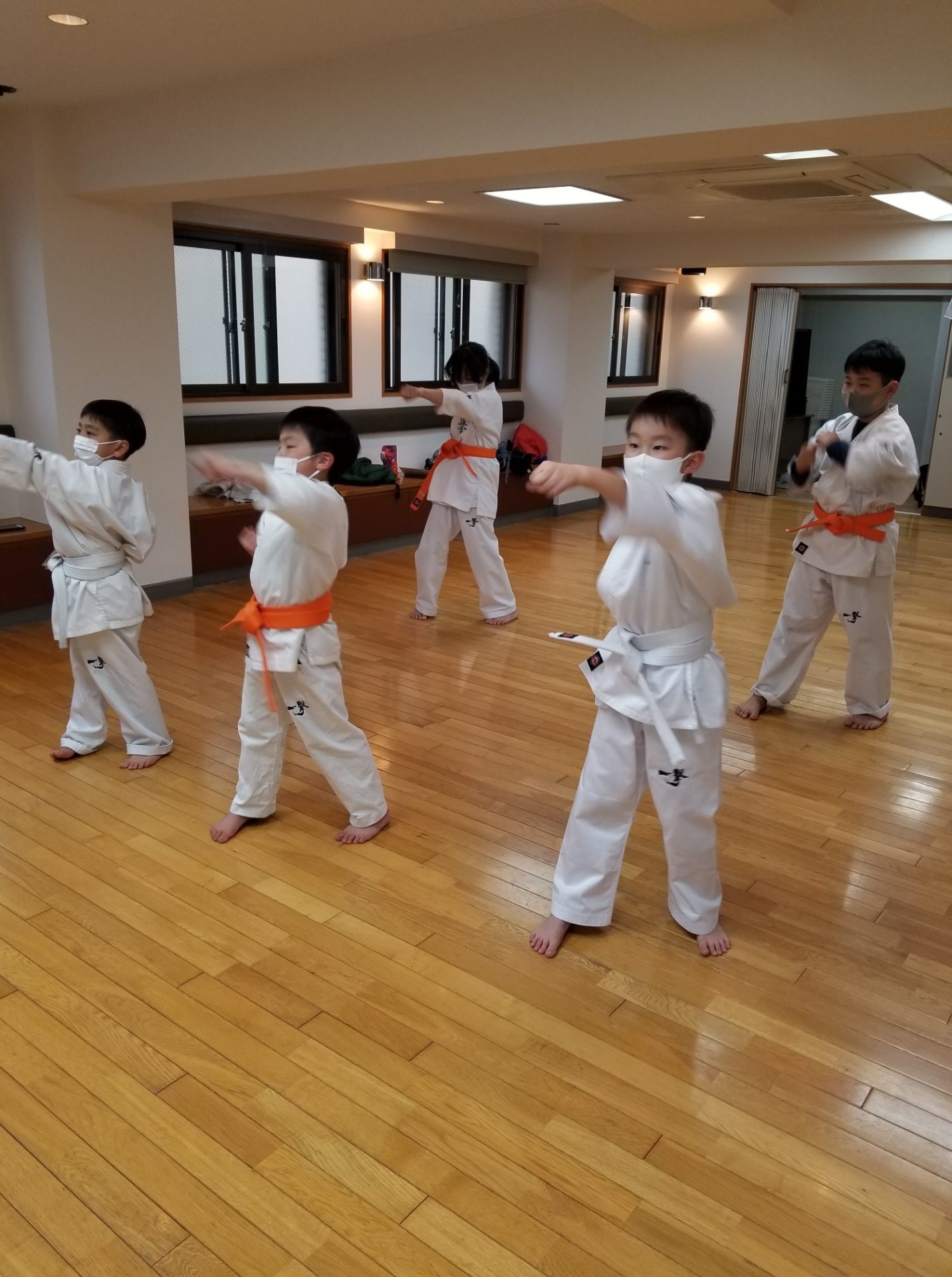 極真空手・江田教室 | 国際空手道連盟極真会館・横浜北支部・センター